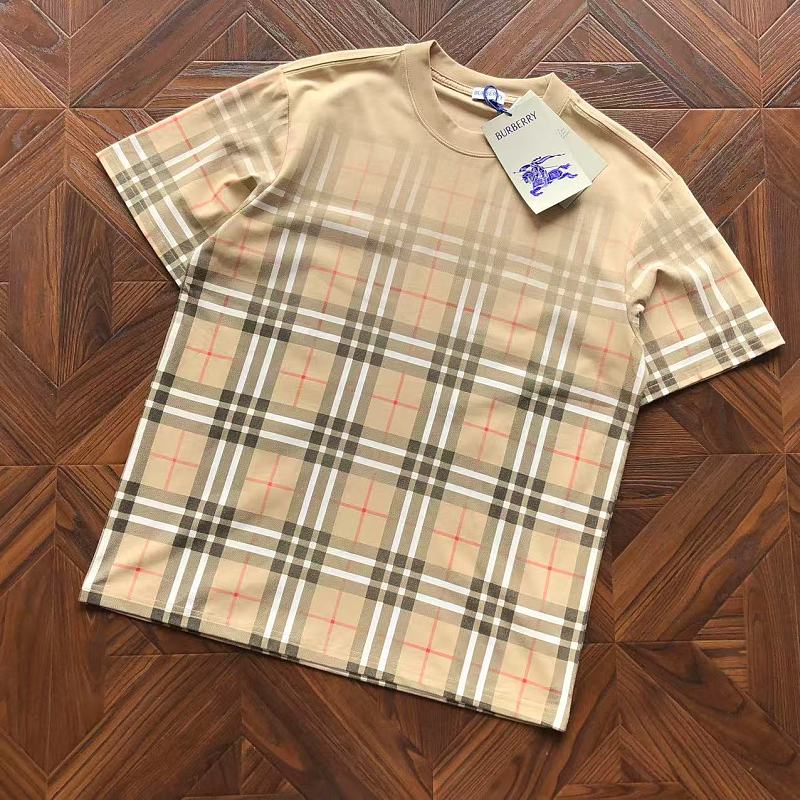 Burberry T-Shirt