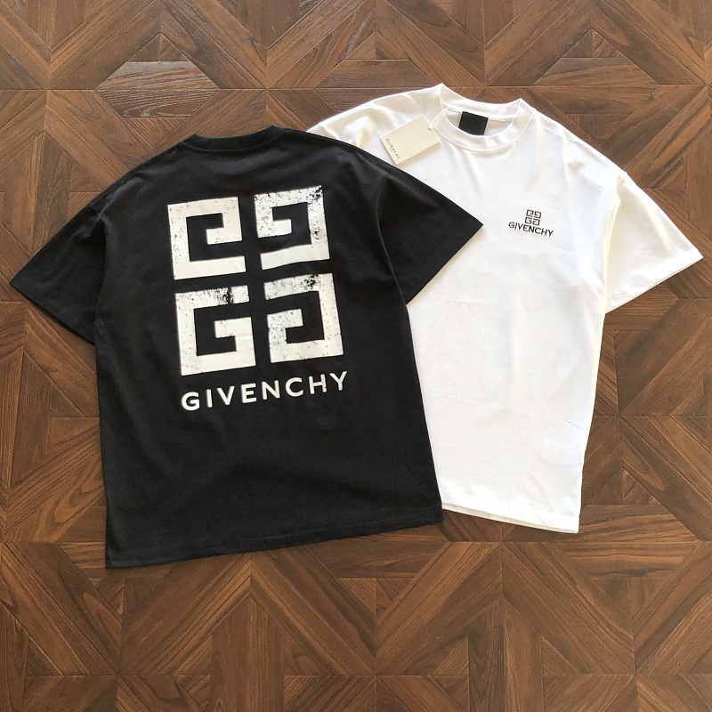 Givenchy T-Shirt
