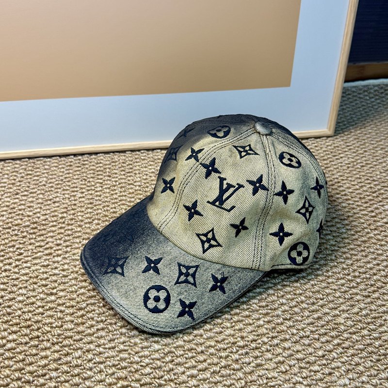 Hat from RainbowReps