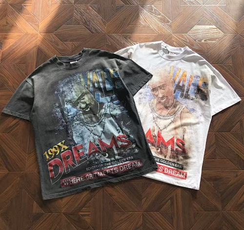 VA L Y T-Shirt