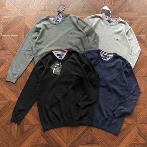 T H Air Sweater