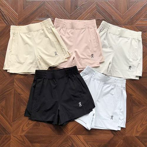 ON RU I G Shorts