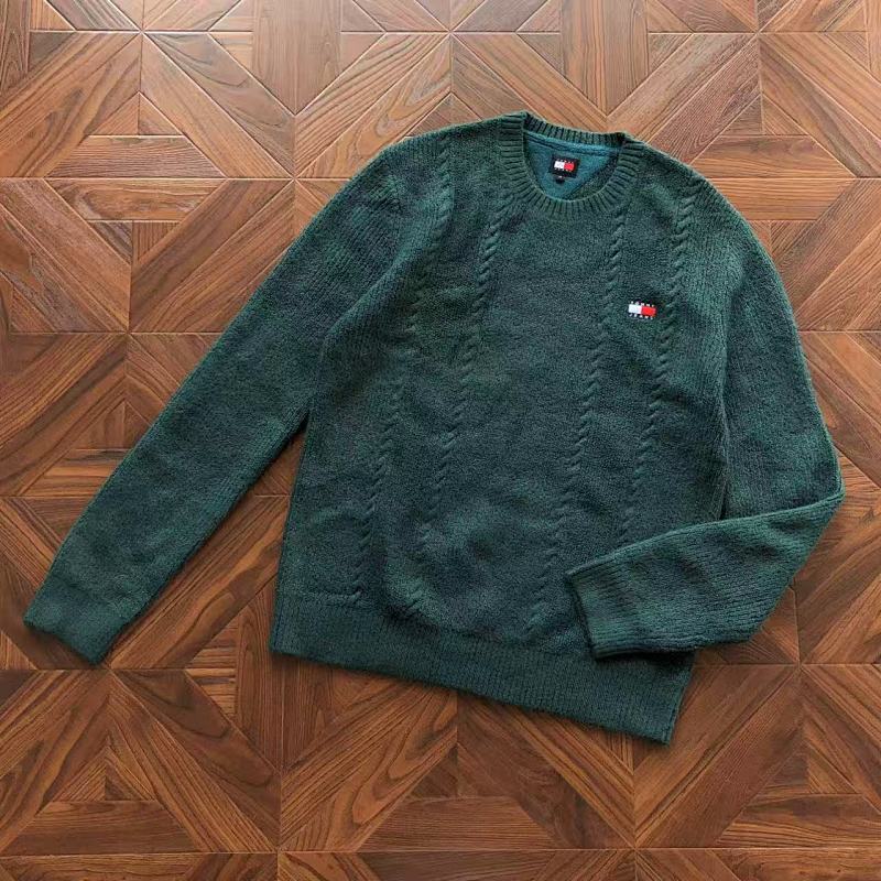 T H Air Sweater