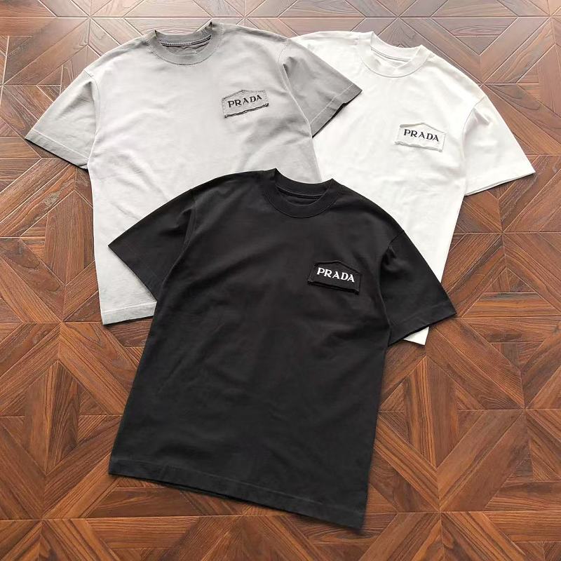 Prada T-Shirt