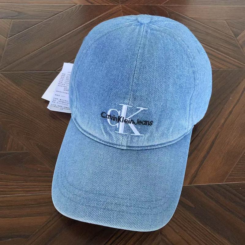 Hat from RainbowReps