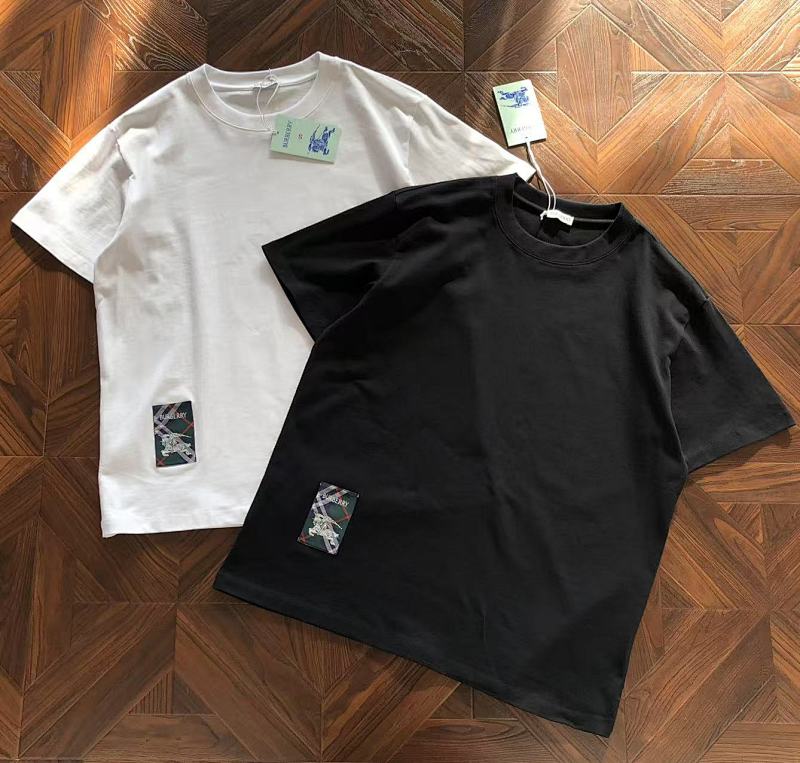 Burberry T-Shirt