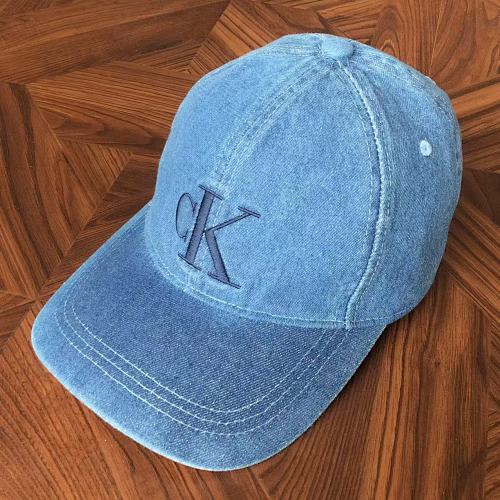 Hat from RainbowReps