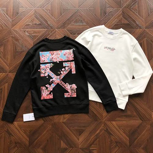 O -W TE Sweater