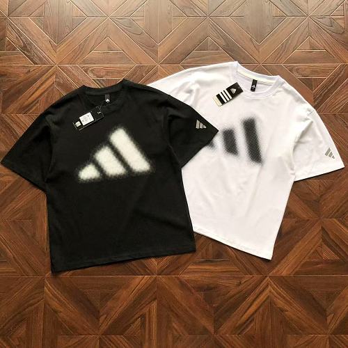 Adidas T-Shirt