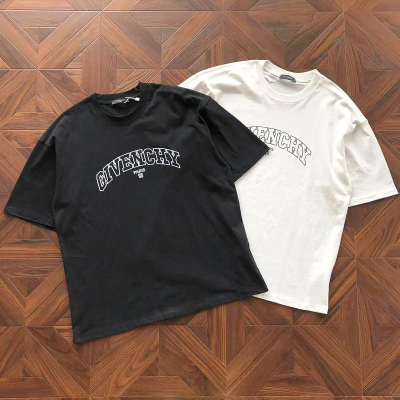 Givenchy T-Shirt