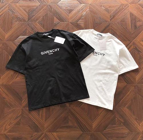 Givenchy T-Shirt