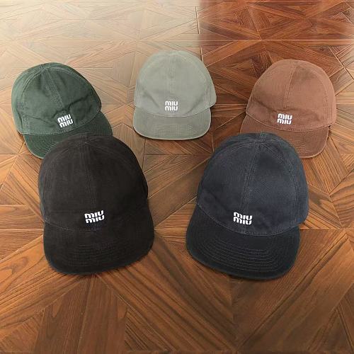 Miu Miu hat