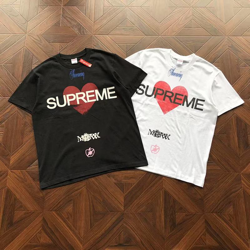 Supreme T-Shirt