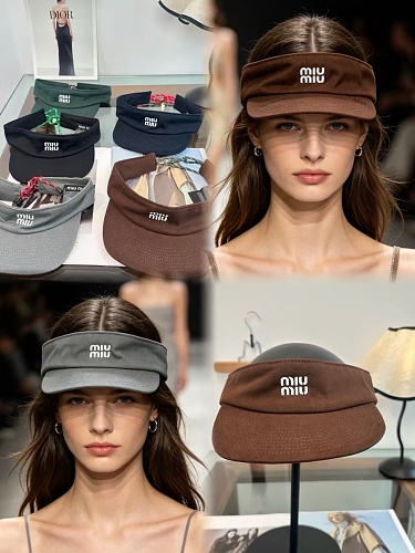 Miu Miu hat