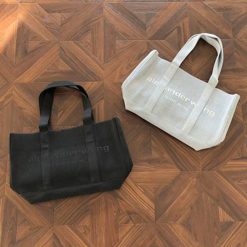 Alexander W G Bag