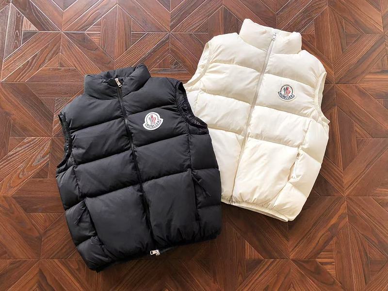 M R Down Vest