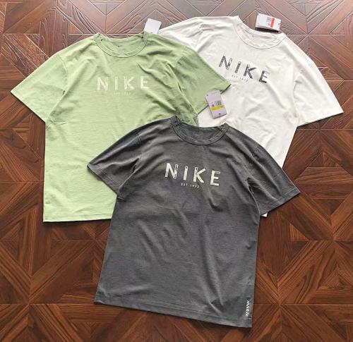 Nike T-Shirt