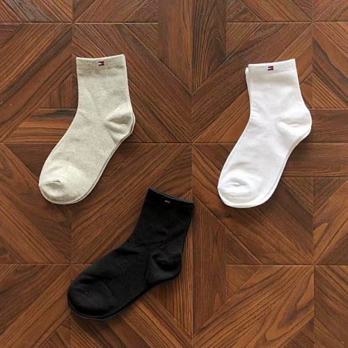 T H Air Socks