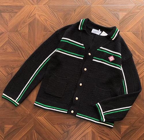 C S BL C Sweater