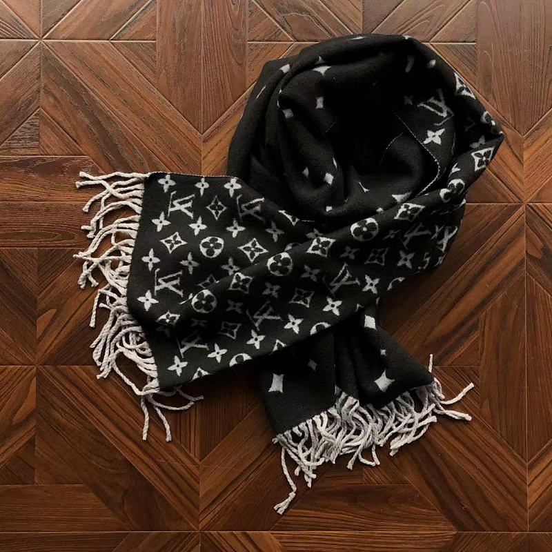 Scarf from RainbowReps