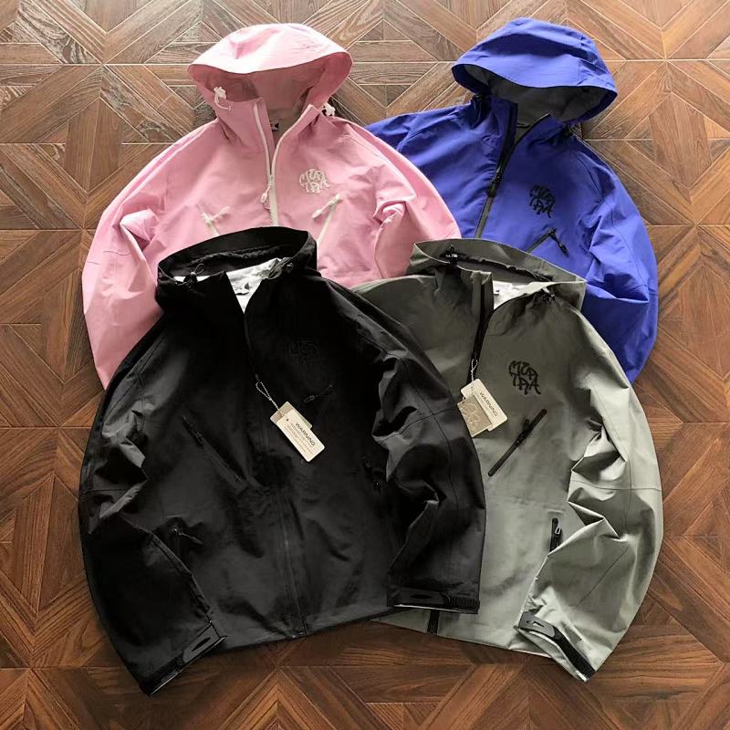 M RT A Jacket