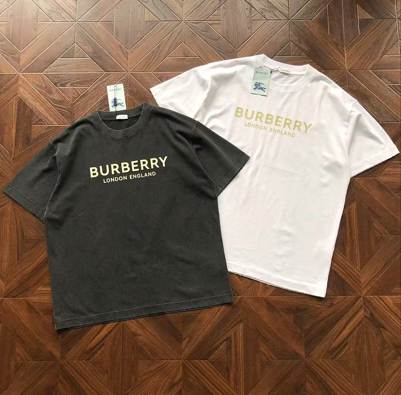 Burberry T-Shirt
