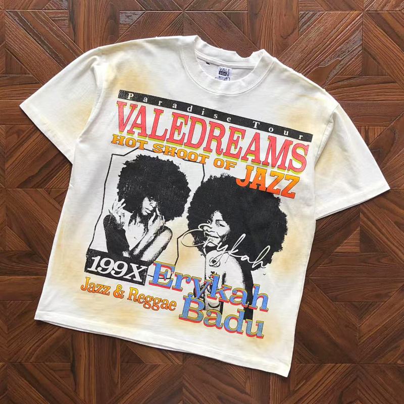VA L Y T-Shirt