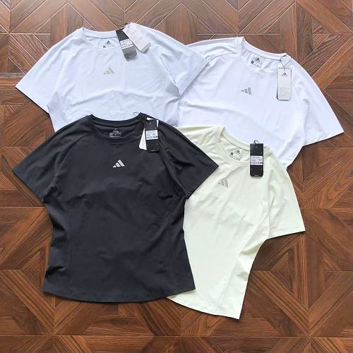 Adidas T-Shirt