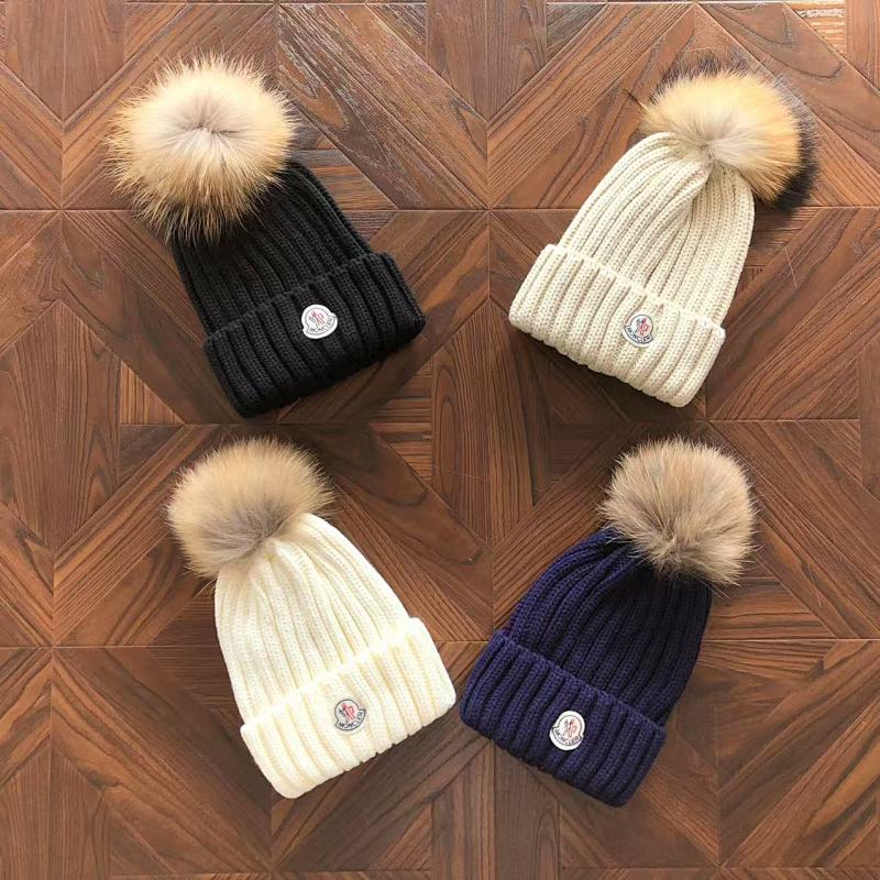 Hat from RainbowReps