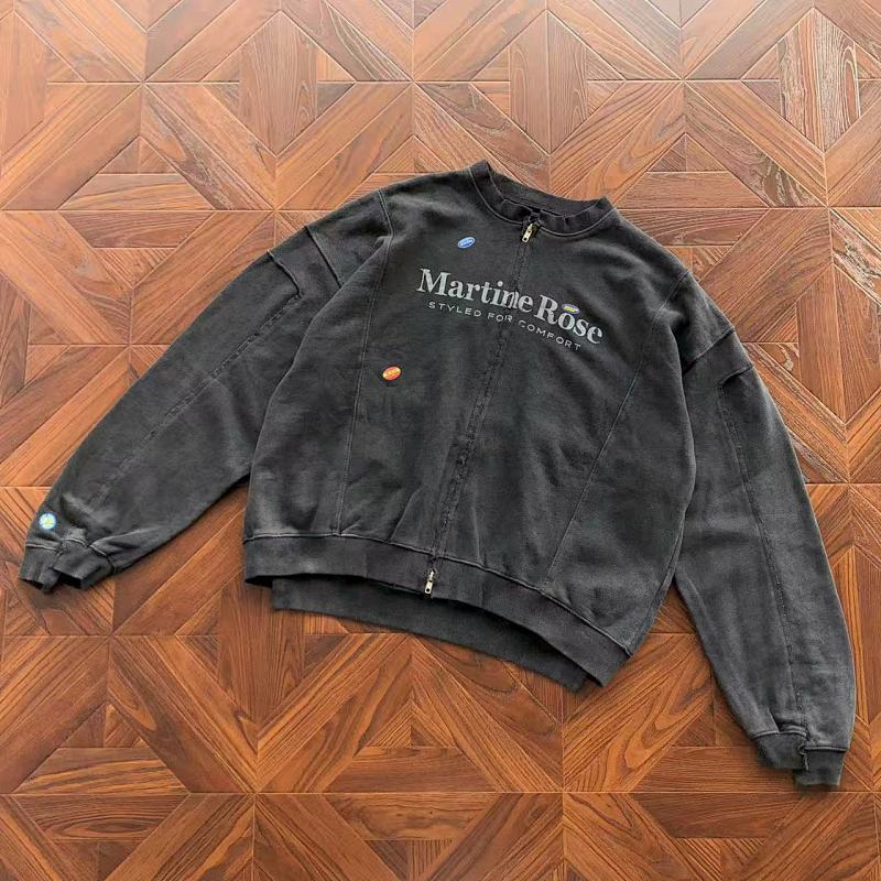 MA TI E R E Sweater