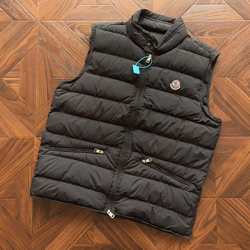M R Down Vest