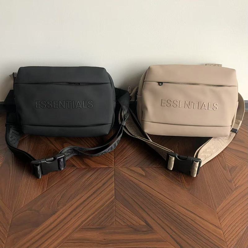 Essentials Yi Fog Bag