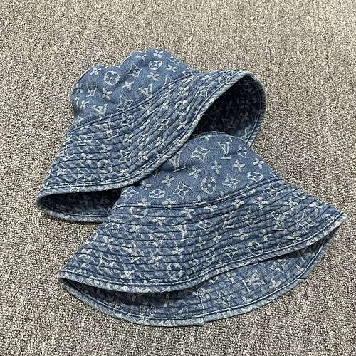 Hat from RainbowReps