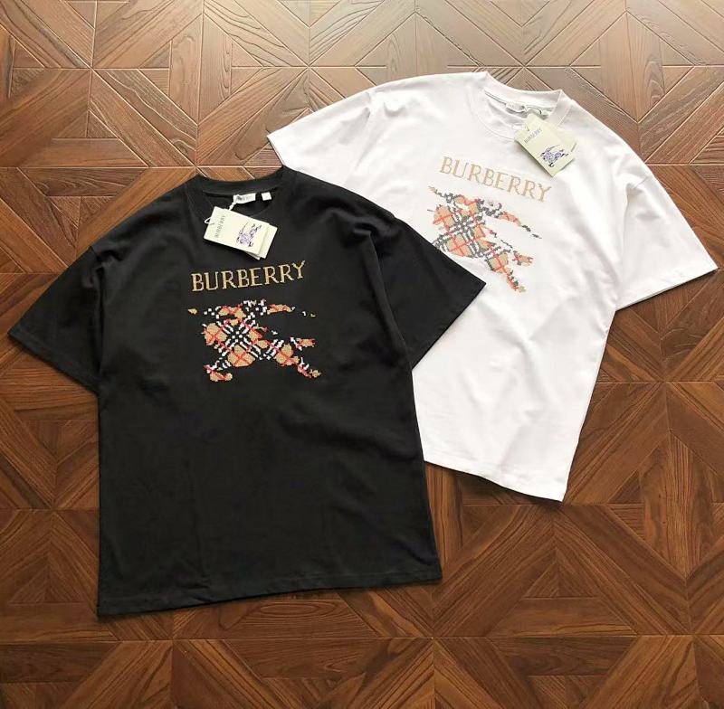 Burberry T-Shirt