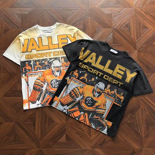 VA L Y T-Shirt
