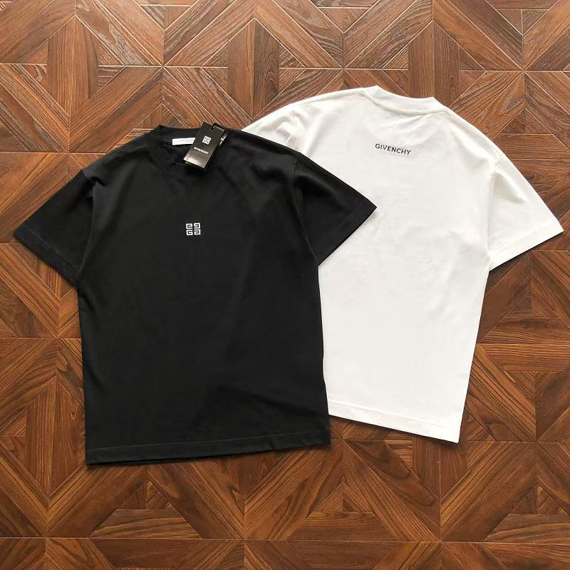 Givenchy T-Shirt