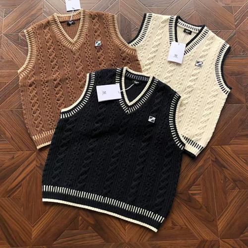 W 11D E Sweater Vest