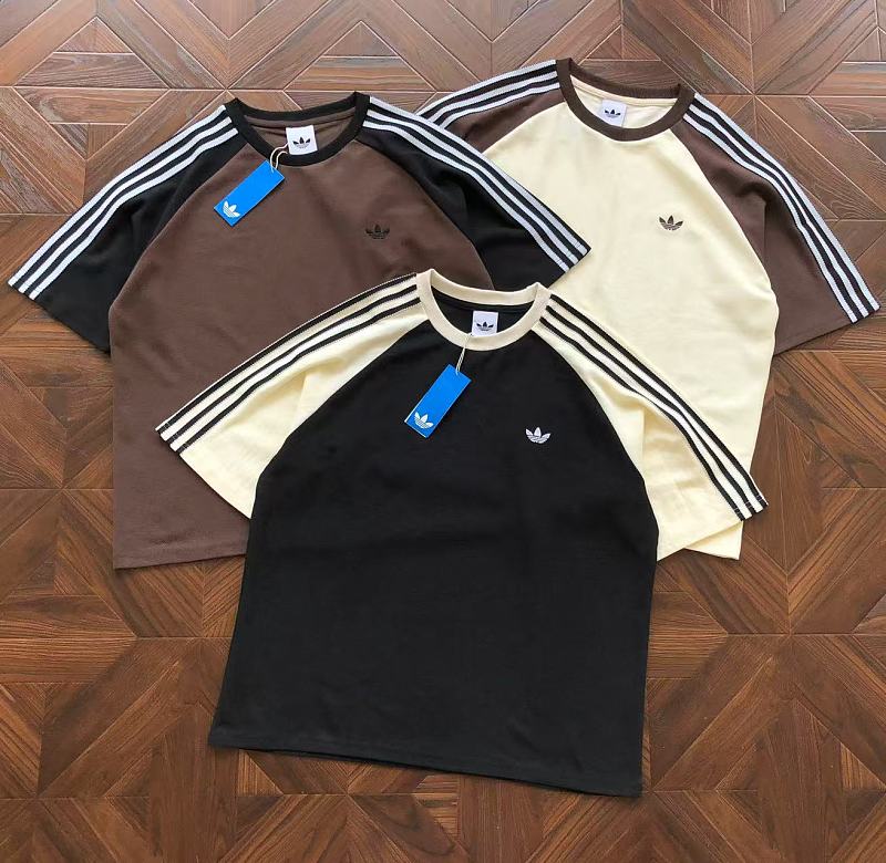 Adidas T-Shirt