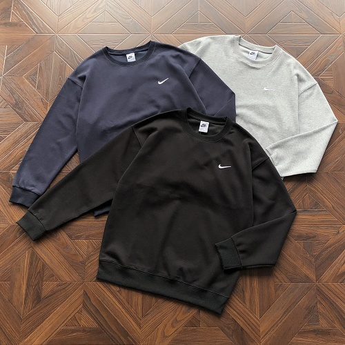 Nike Sweater