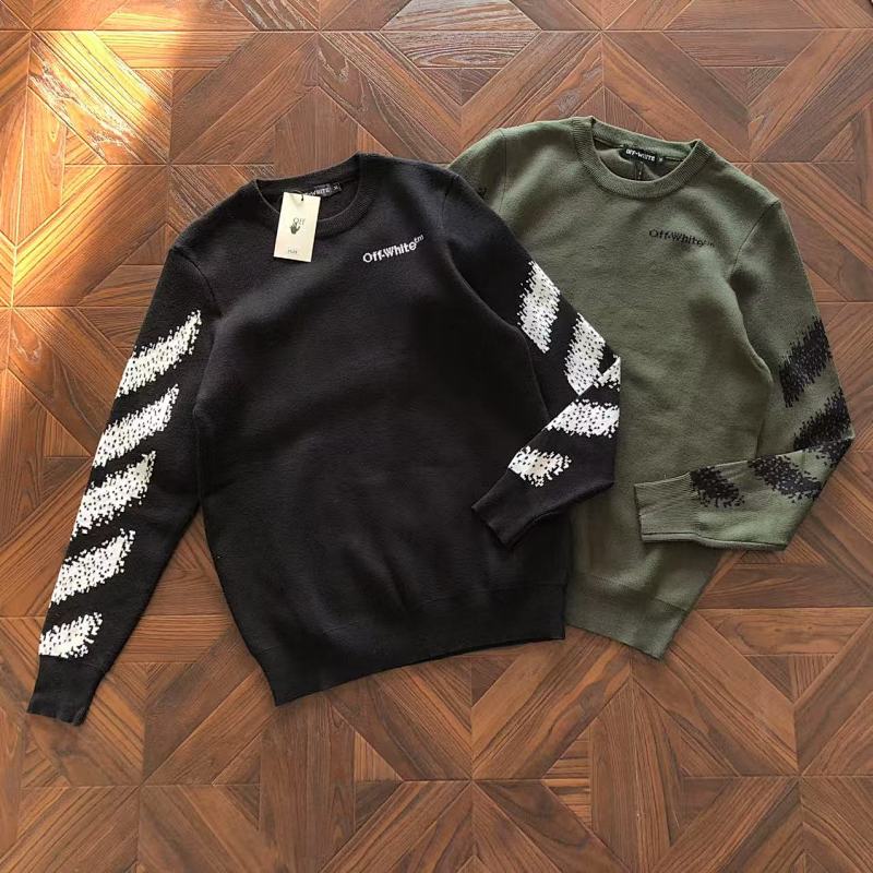 O -W TE Sweater