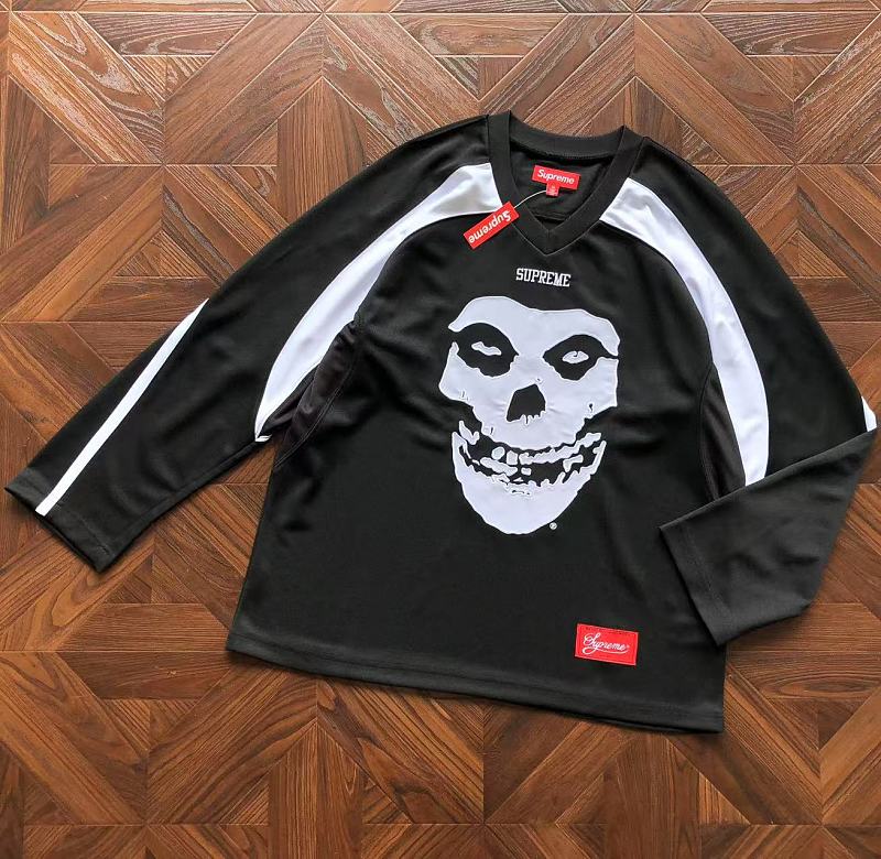 Supreme Long-Sleeve