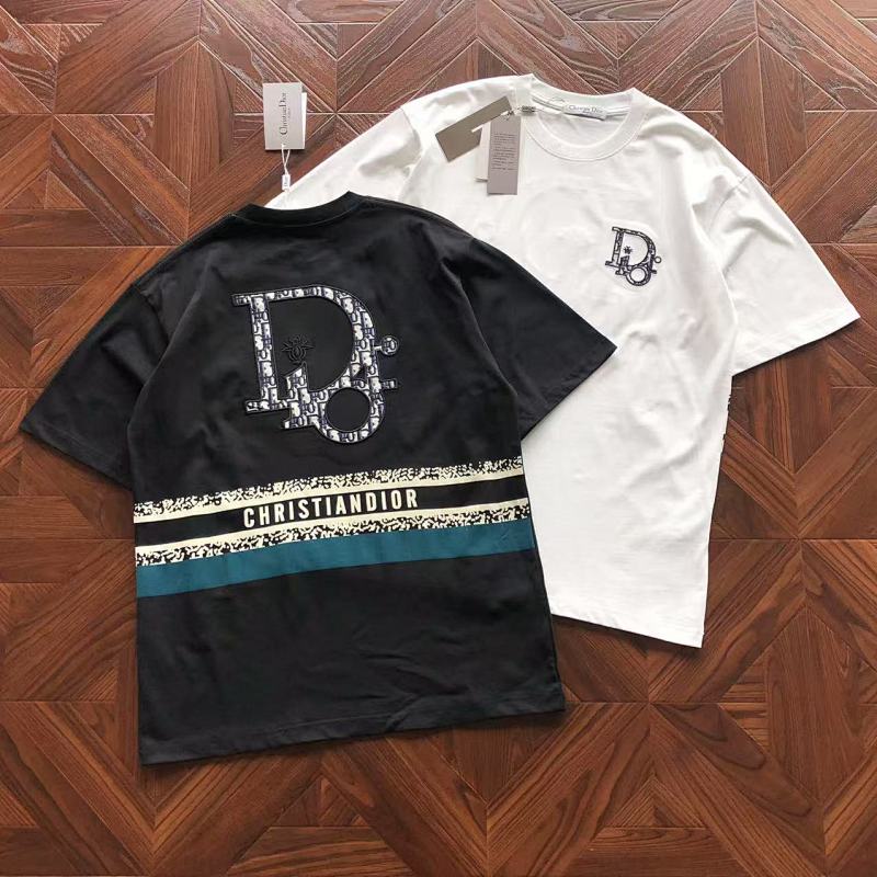 Dior T-Shirt