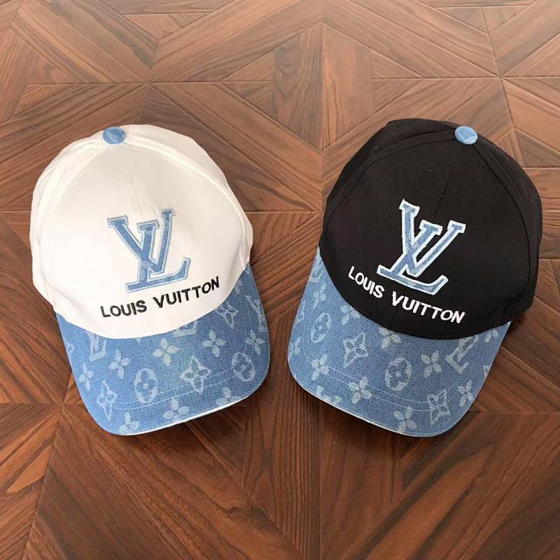 Hat from RainbowReps