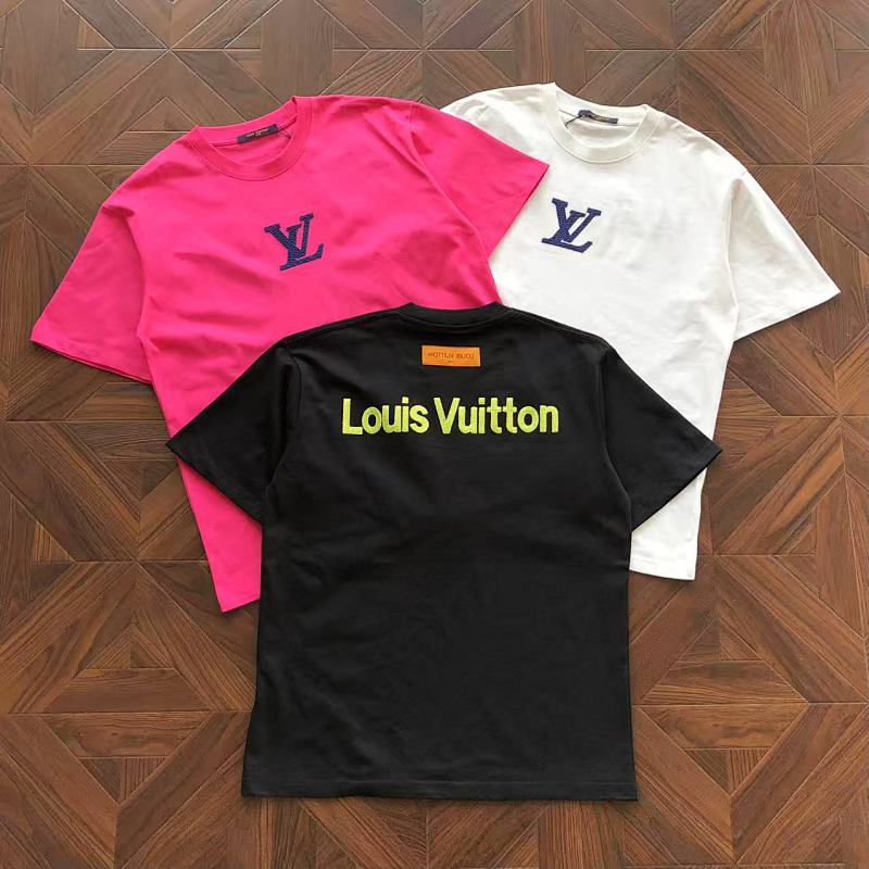 Tee from RainbowReps