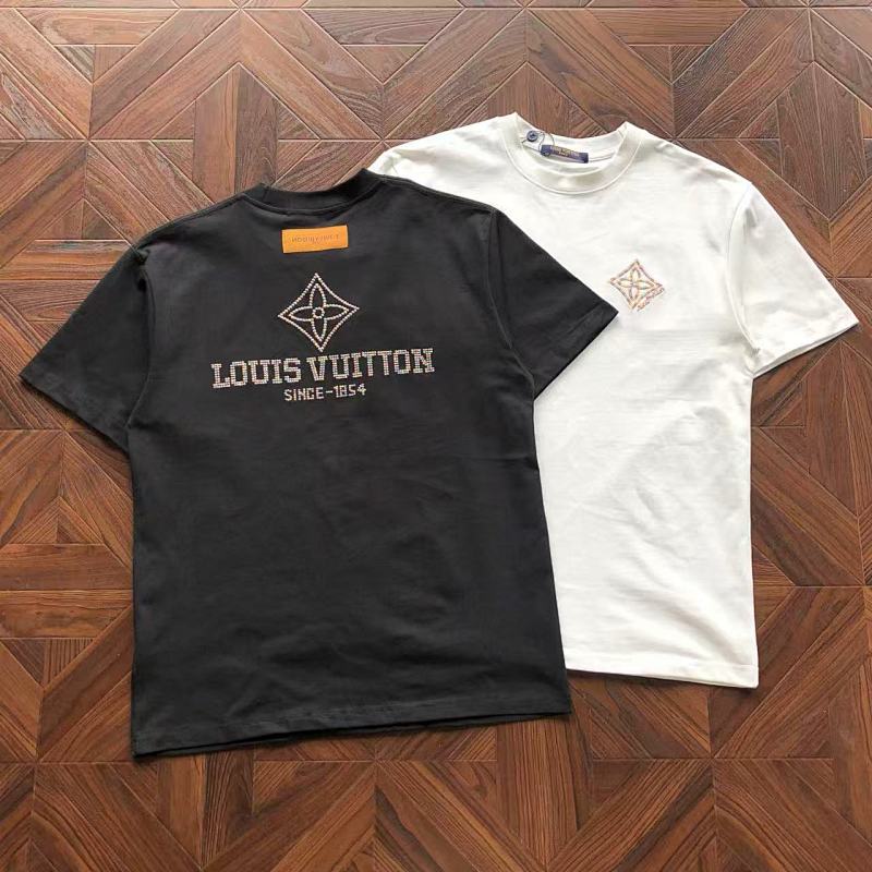 Tee from RainbowReps