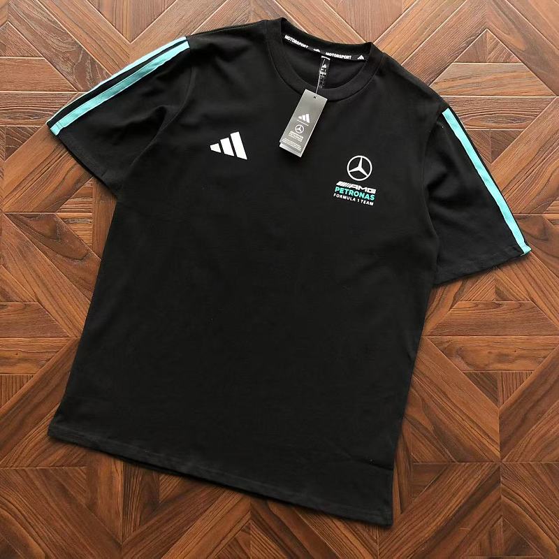 Adidas T-Shirt
