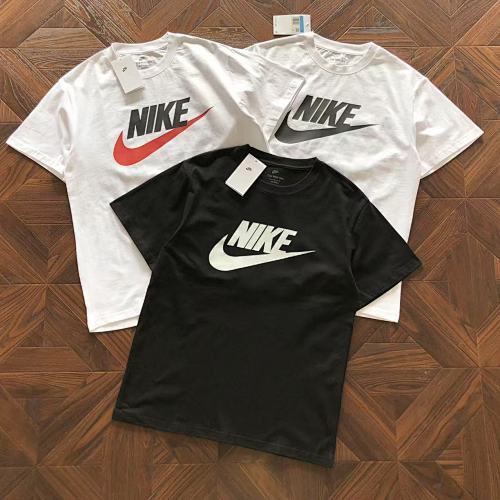 Nike T-Shirt