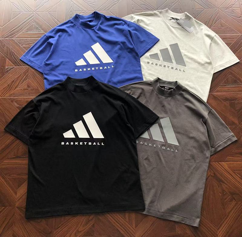 Adidas T-Shirt