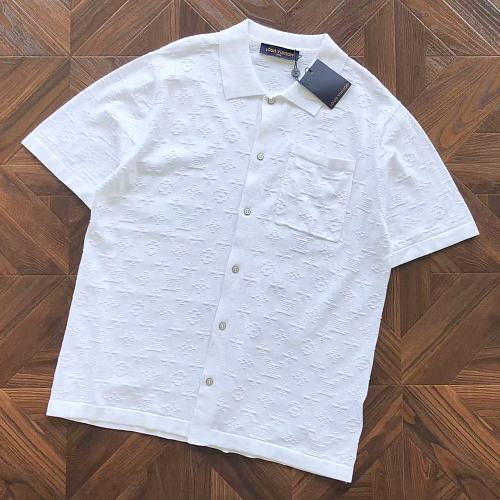 L T-Shirt Sweater