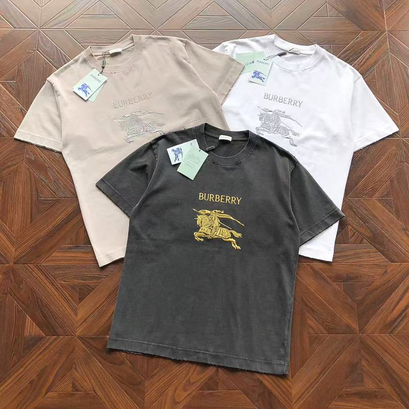 Burberry T-Shirt